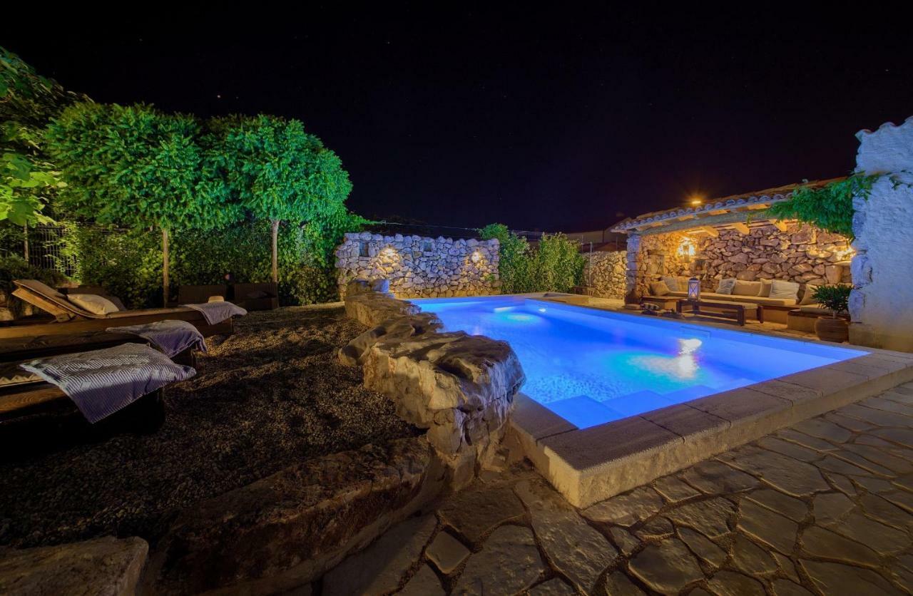 Heritage Villa Aquamarine Malinska Exterior foto