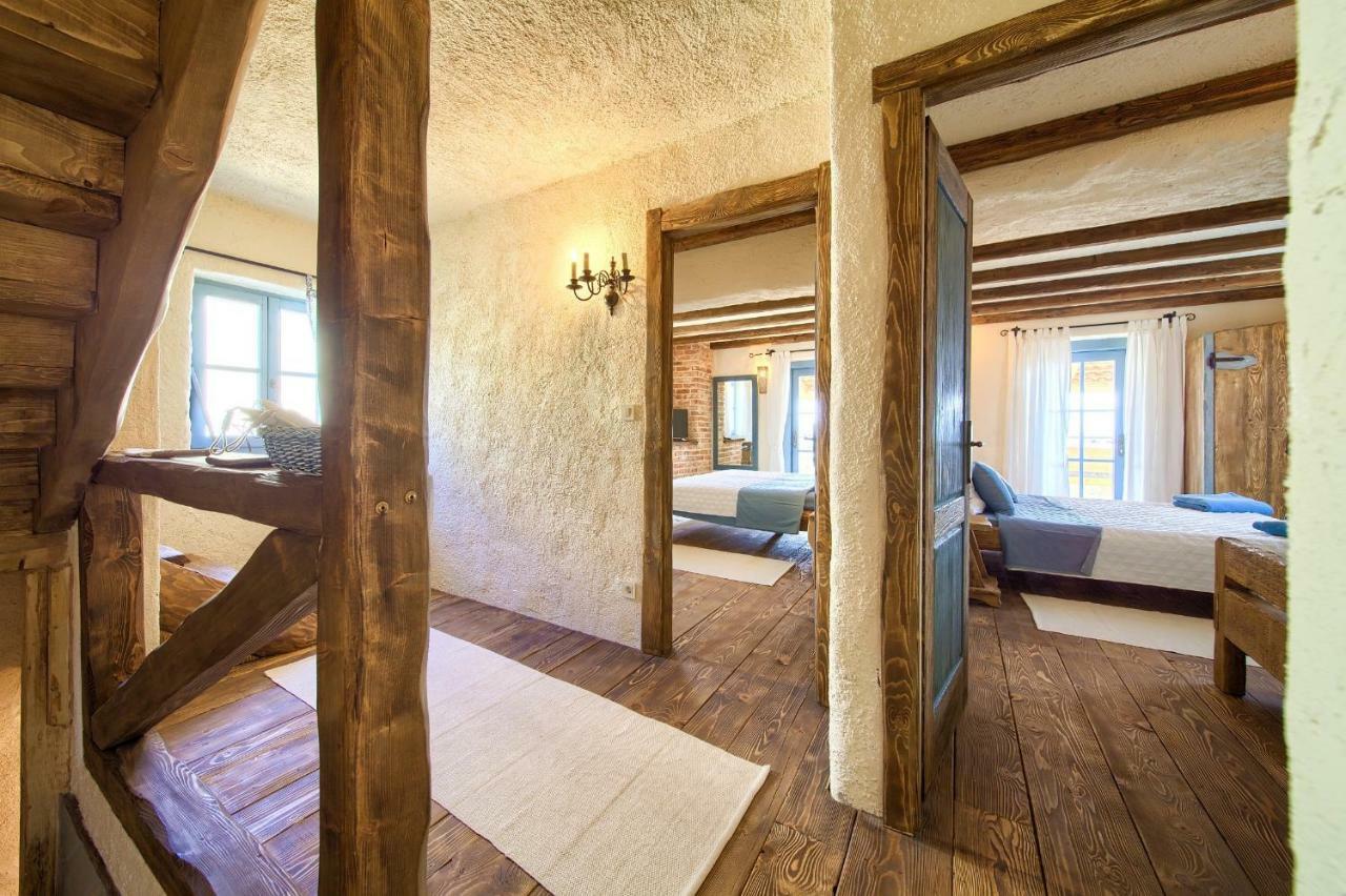 Heritage Villa Aquamarine Malinska Exterior foto